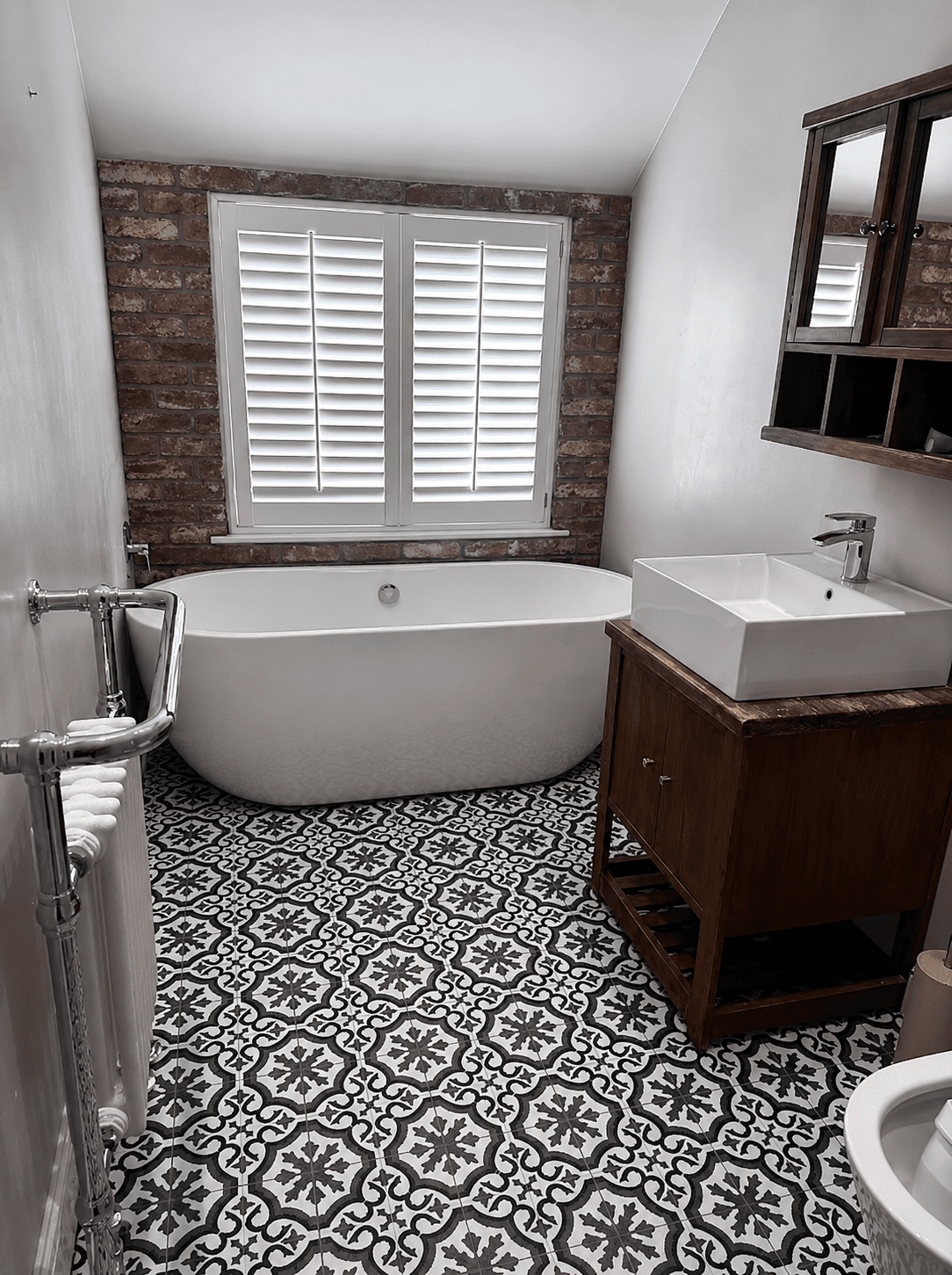 Large Format Bathroom by KB Tiling Essex